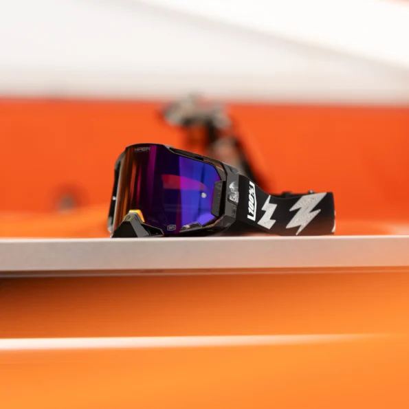 MxGPErn_C3_A9e121WEB_2500x